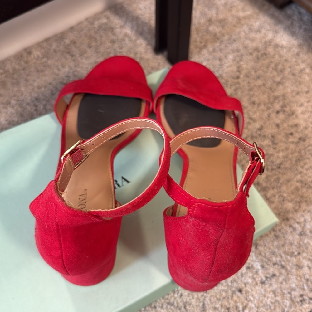 Merona Red Suede Block Heels Sandals - Picture 7 of 9